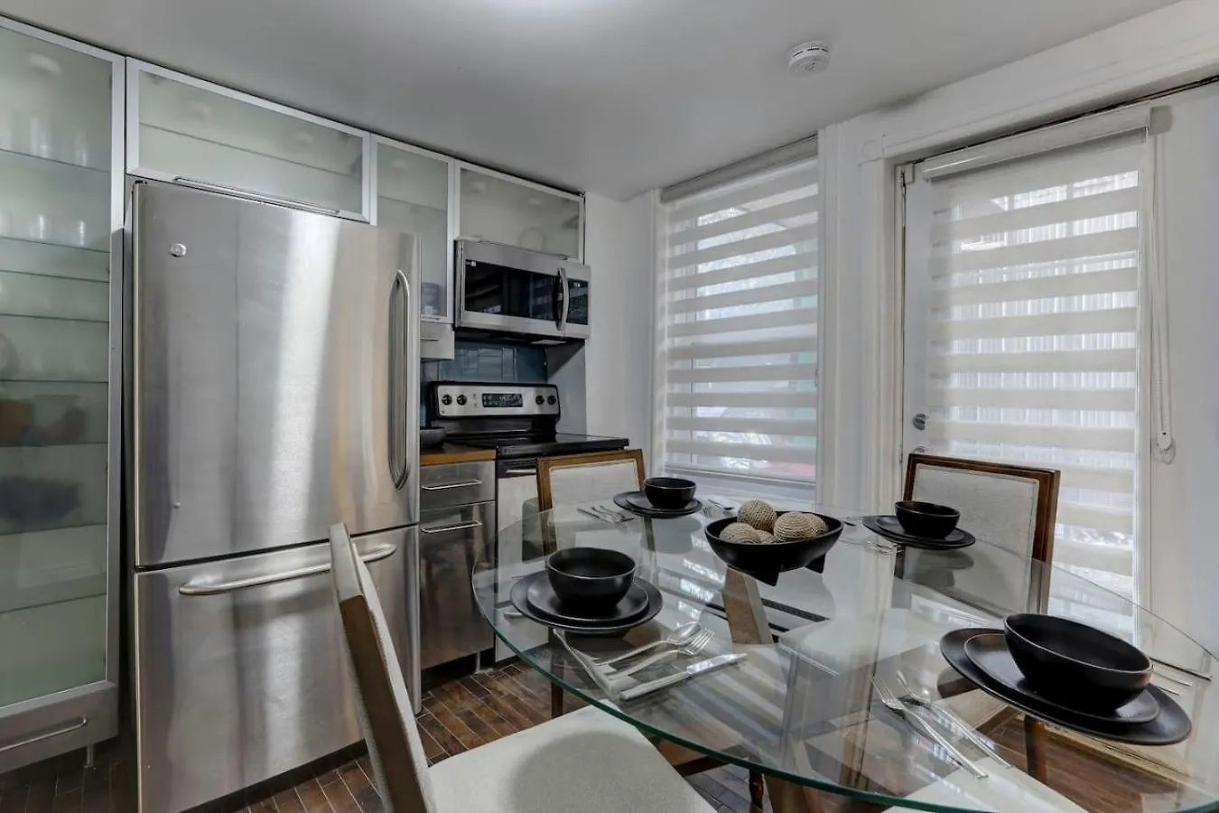 Artful 3Br In Montreal Village Zp0