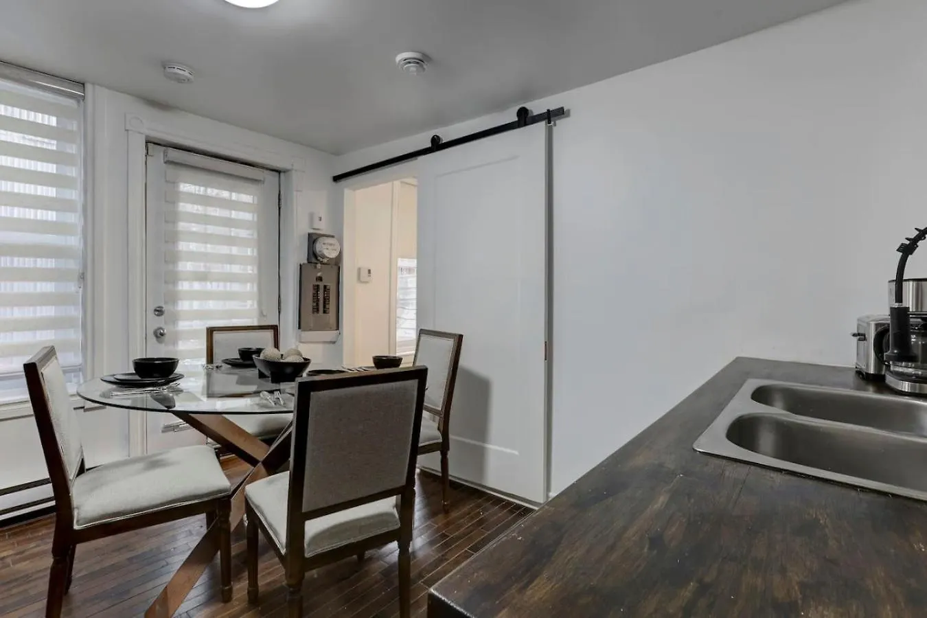 Artful 3Br In Montreal Village Zp0 0*,  Canada
