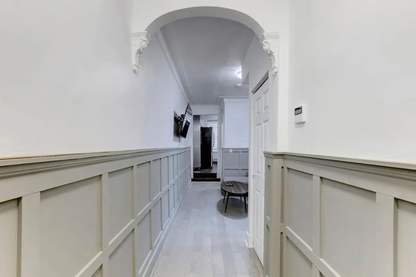 Apartment Artful 3Br In Montreal Village Zp0