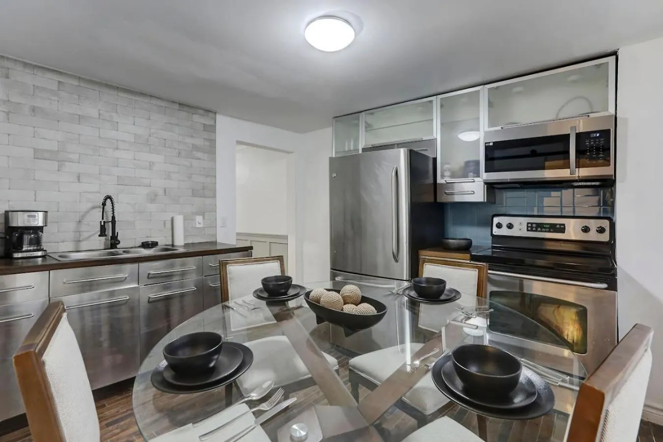 Apartment Artful 3Br In Montreal Village Zp0